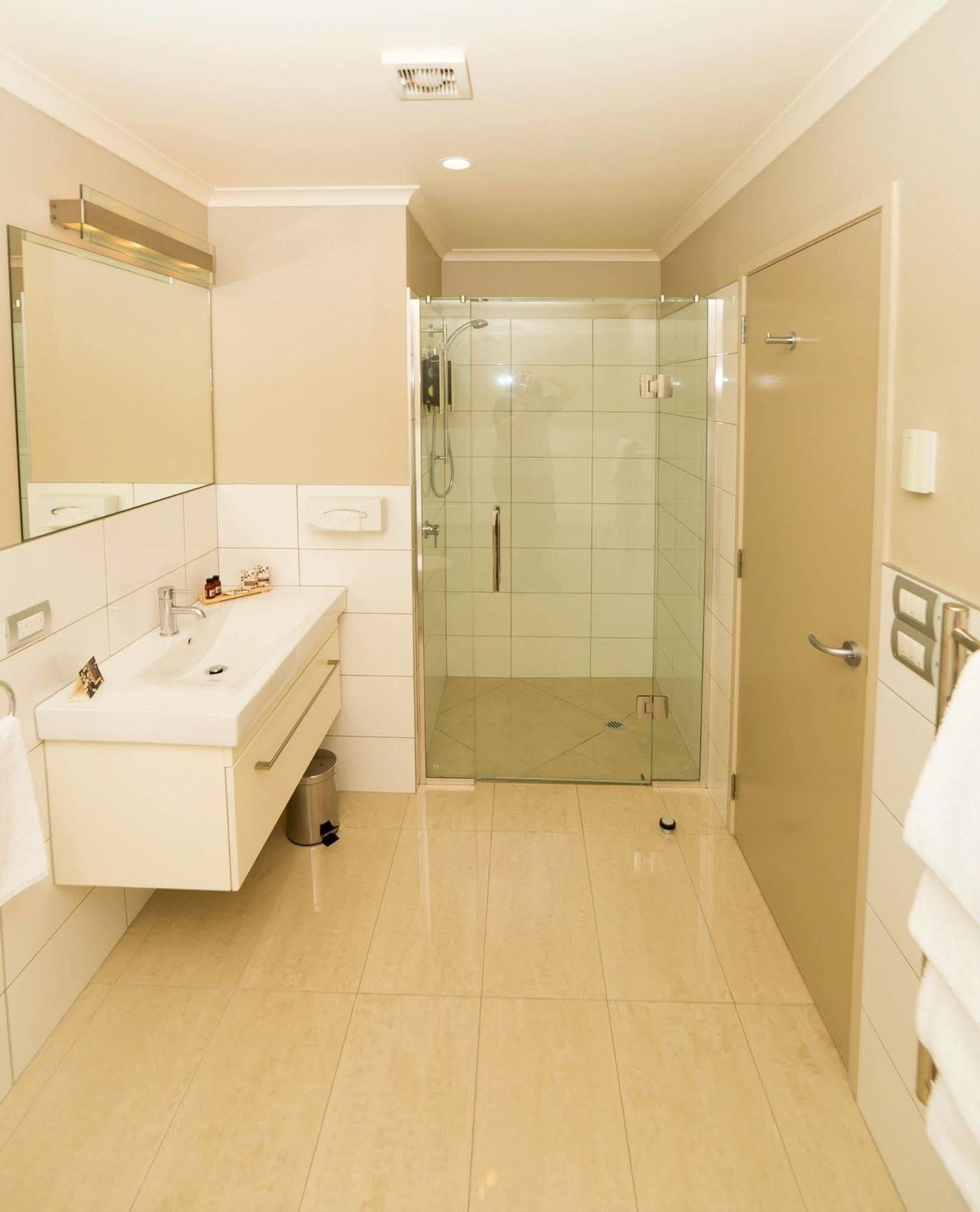 Amity Court Motel Stratford Ngoại thất bức ảnh