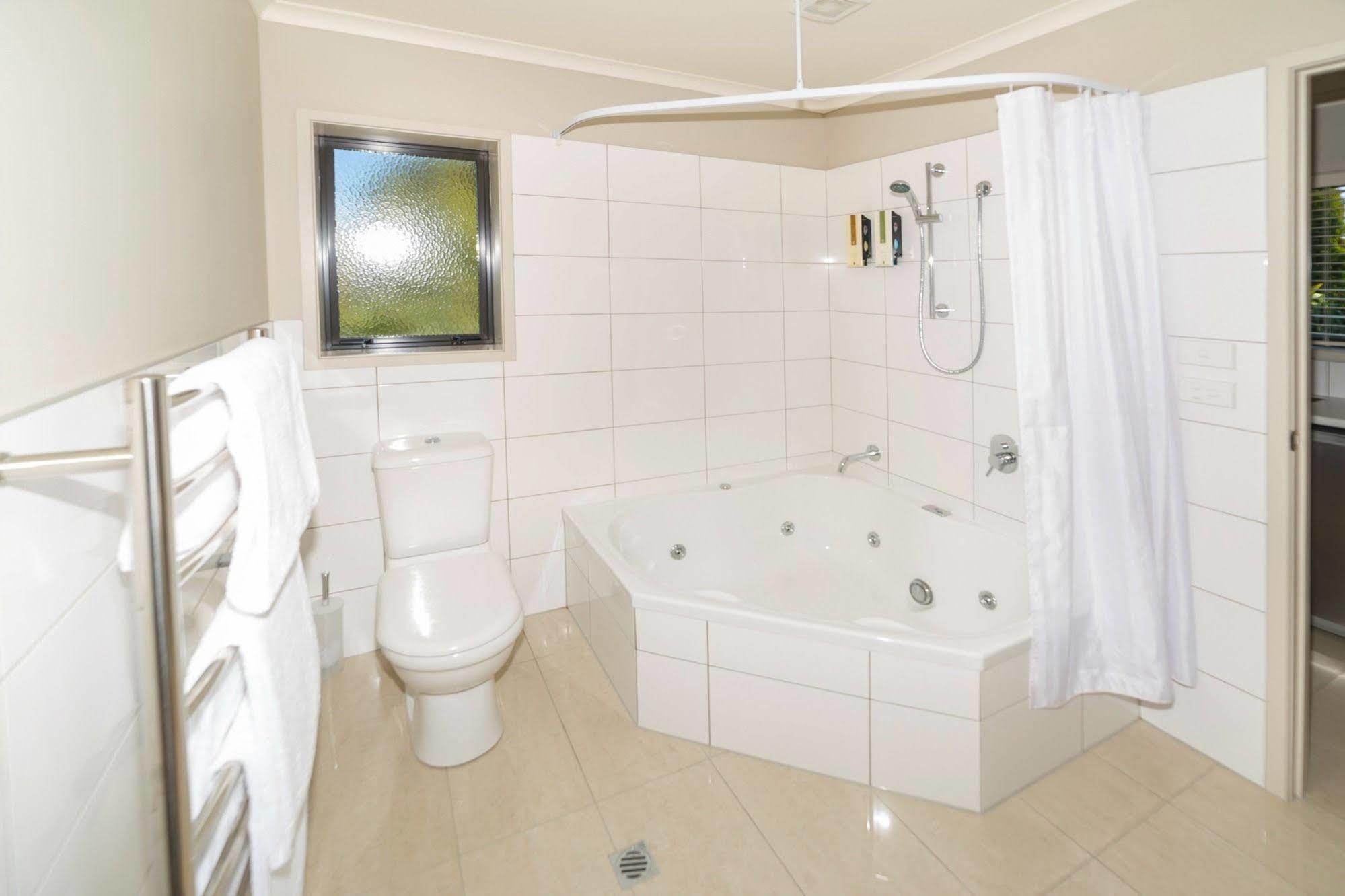 Amity Court Motel Stratford Ngoại thất bức ảnh